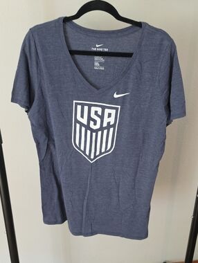 Nike Navy Heather USA V-Neck Tee XL